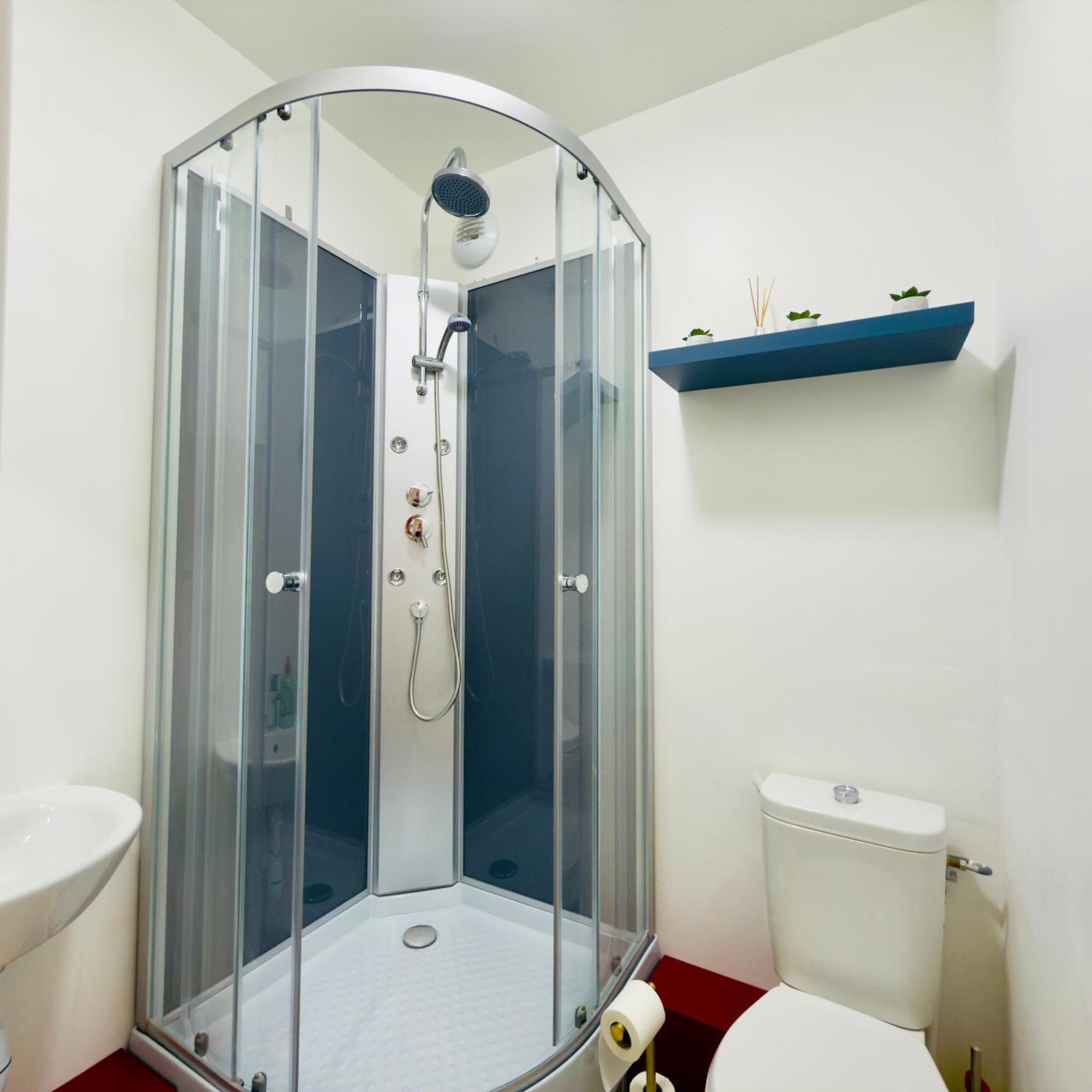Ferienwohnung Le Lion D'Or - Parking - Netflix - Wifi - Nerf Bussy-Saint-Georges Exterior foto